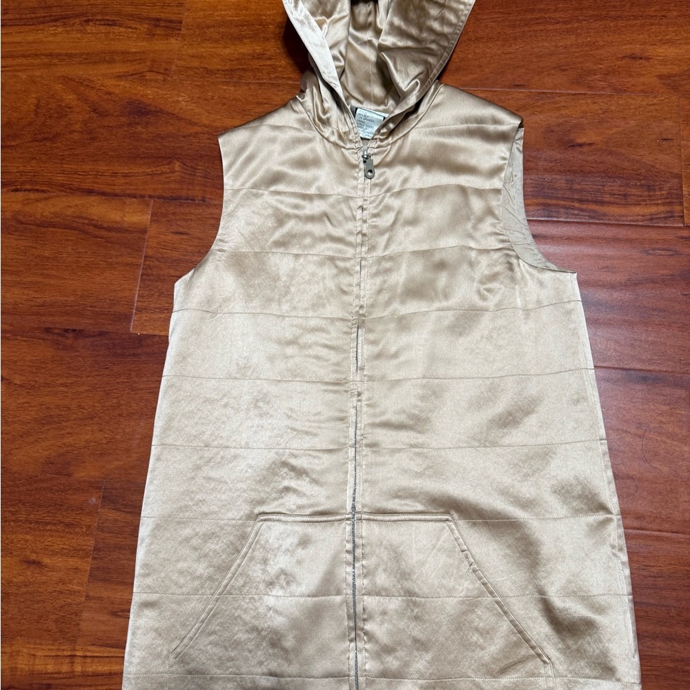 Oscar de la Renta SILK Gold Sleeveless Hooded Vest
